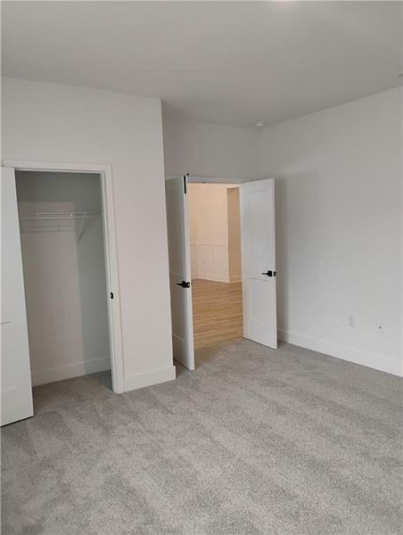 Spacious, unfurnished interior of a new home in Tuscany Hills, Douglasville (Image 6). Spacious, unfurnished interior of a new home in Tuscany Hills, Douglasville (Image 6).
