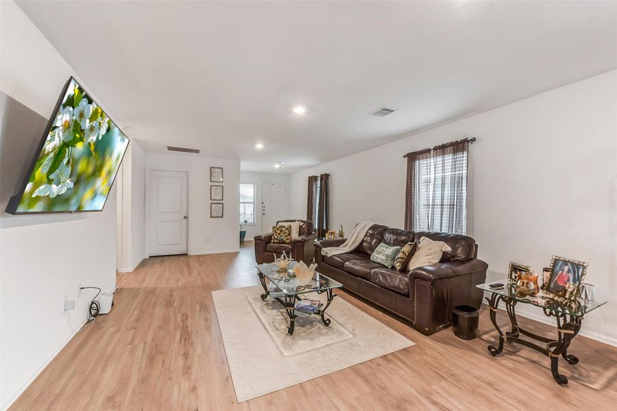Furnished interior view inside a new home in Burnet Fields at Baytown Crossings, Baytown (Image 9).