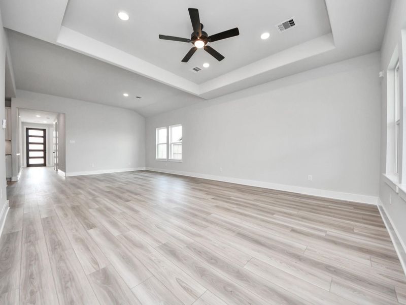Spacious, unfurnished interior of a new home in Sunterra, Katy (Image 24). Spacious, unfurnished interior of a new home in Sunterra, Katy (Image 24).