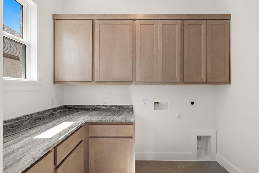 Furnished interior view inside a new home in , Pflugerville (Image 11).