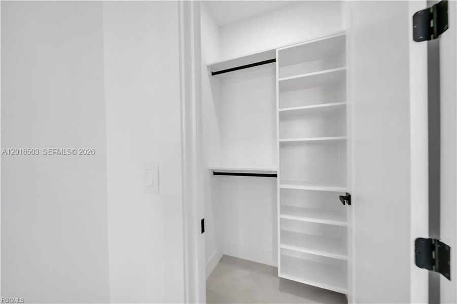 Image 34 of a home in .