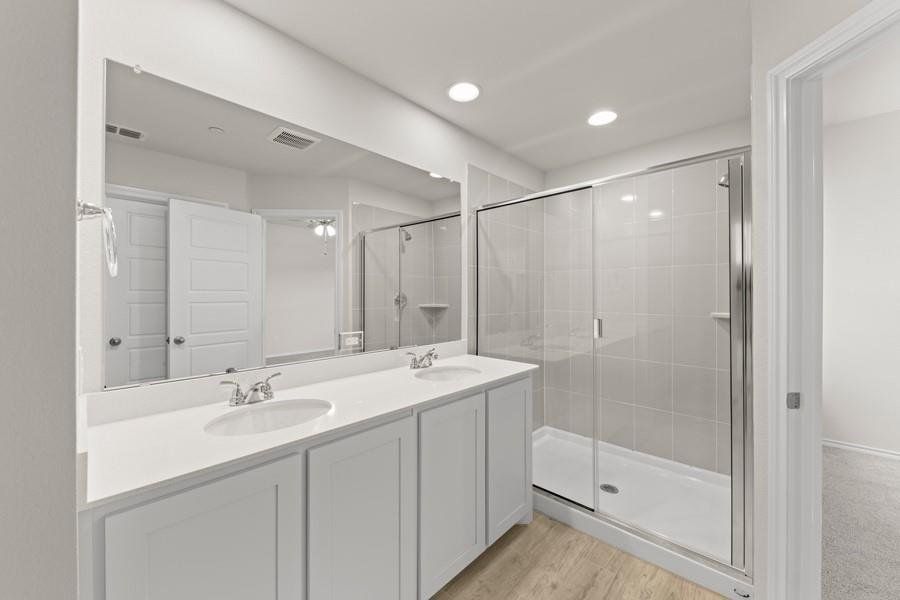 InteriorImage 16 InteriorImage 16