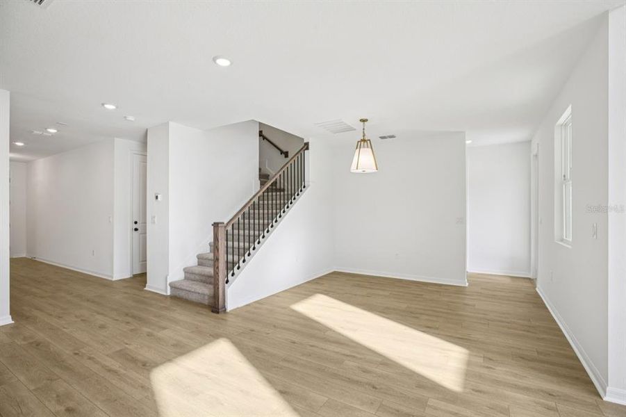 Spacious, unfurnished interior of a new home in Northlake at Ovation, Winter Garden (Image 17).