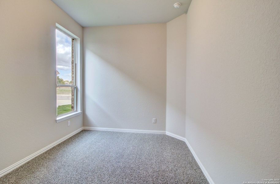 Spacious, unfurnished interior of a new home in Clear Creek, New Braunfels (Image 11). Spacious, unfurnished interior of a new home in Clear Creek, New Braunfels (Image 11).