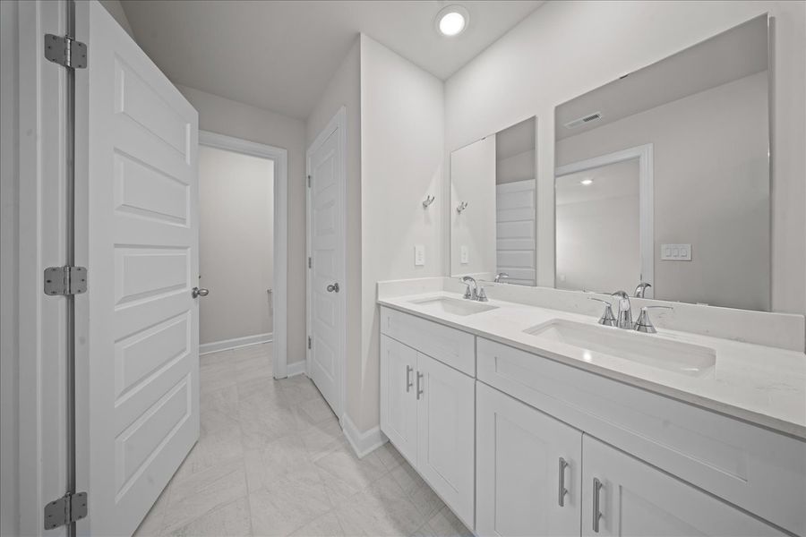 Welcome to the Amber floorplan at Northbrook Village Townes.