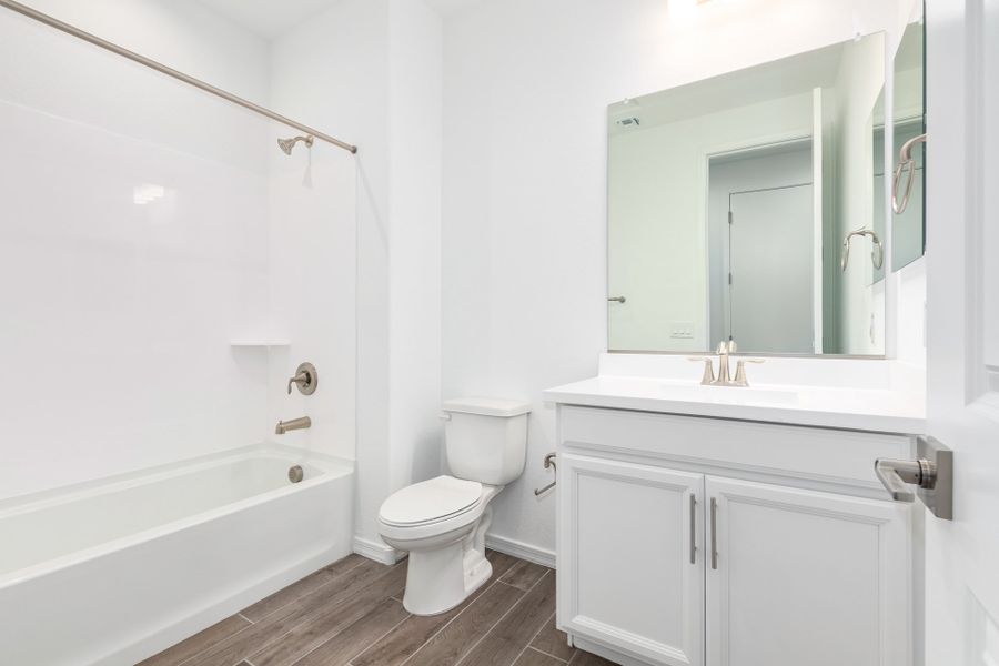 Representative furnished interior of a home built from the 55-RV1 by Taylor Morrison in Allen Ranches, Litchfield Park (Image 9).