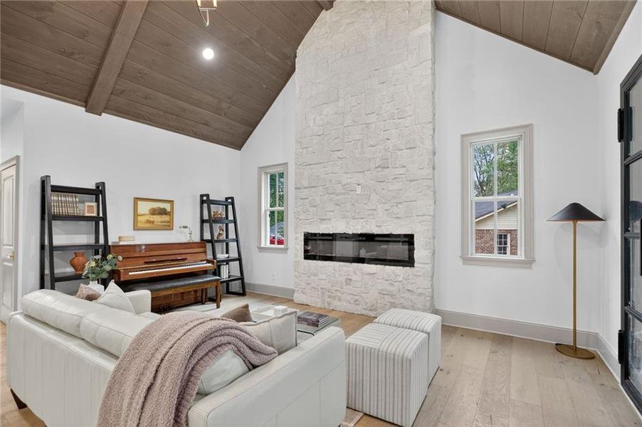 Furnished interior view inside a new home in , Carrollton (Image 35).
