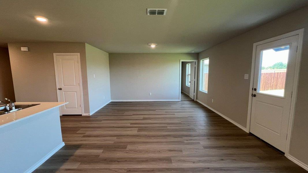 Spacious, unfurnished interior of a new home in Monarch at the Meadows, Ponder (Image 10). Spacious, unfurnished interior of a new home in Monarch at the Meadows, Ponder (Image 10).