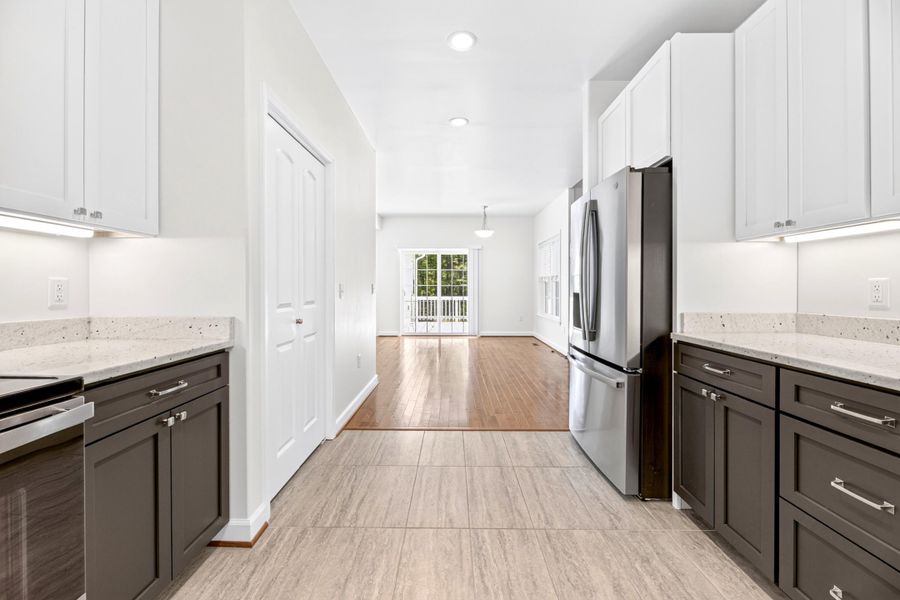 Furnished interior view inside a new home in , Elloree (Image 11).