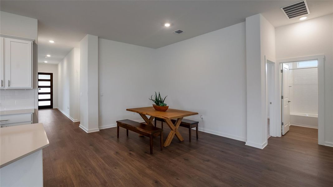 Furnished interior view inside a new home in Rosenbusch Ranch, Leander (Image 11). Furnished interior view inside a new home in Rosenbusch Ranch, Leander (Image 11).