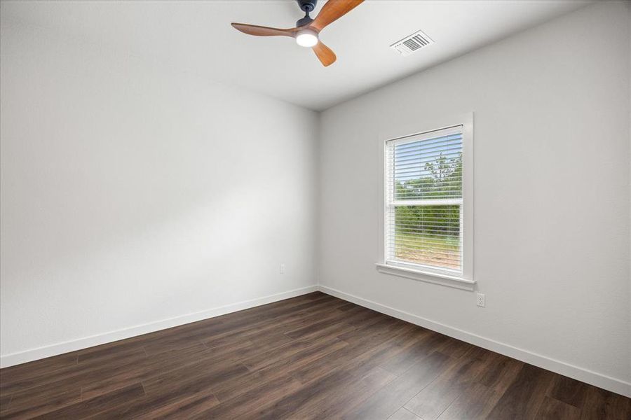Spacious, unfurnished interior of a new home in , Granbury (Image 33). Spacious, unfurnished interior of a new home in , Granbury (Image 33).