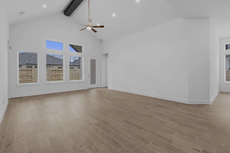 Spacious, unfurnished interior of a new home in Attwater 65's, Waller (Image 19).