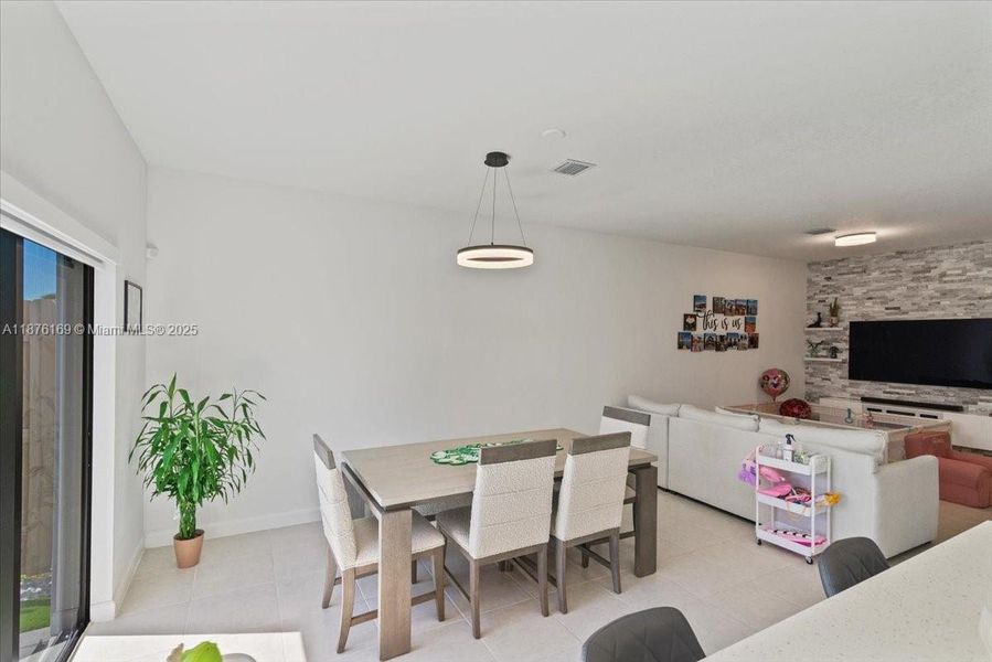 Furnished interior view inside a new home in , Homestead (Image 10).