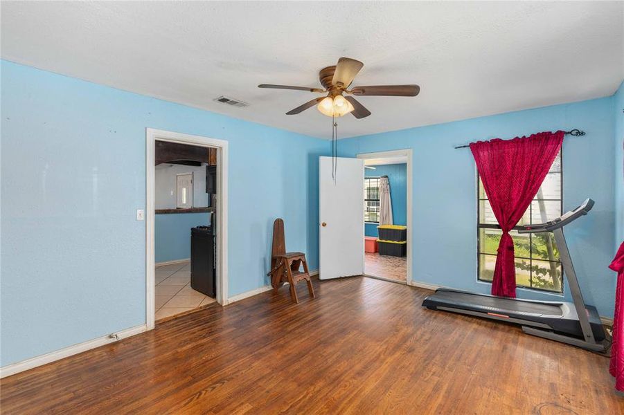 Spacious, unfurnished interior of a new home in , Brownwood (Image 18). Spacious, unfurnished interior of a new home in , Brownwood (Image 18).