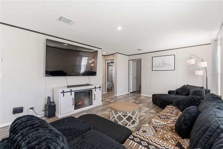 Furnished interior view inside a new home in , Fort Meade (Image 3).