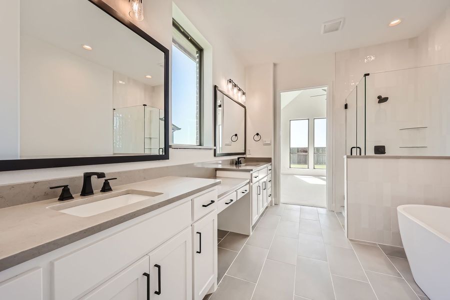 Plan 858 Main Bathroom Representative  Photo