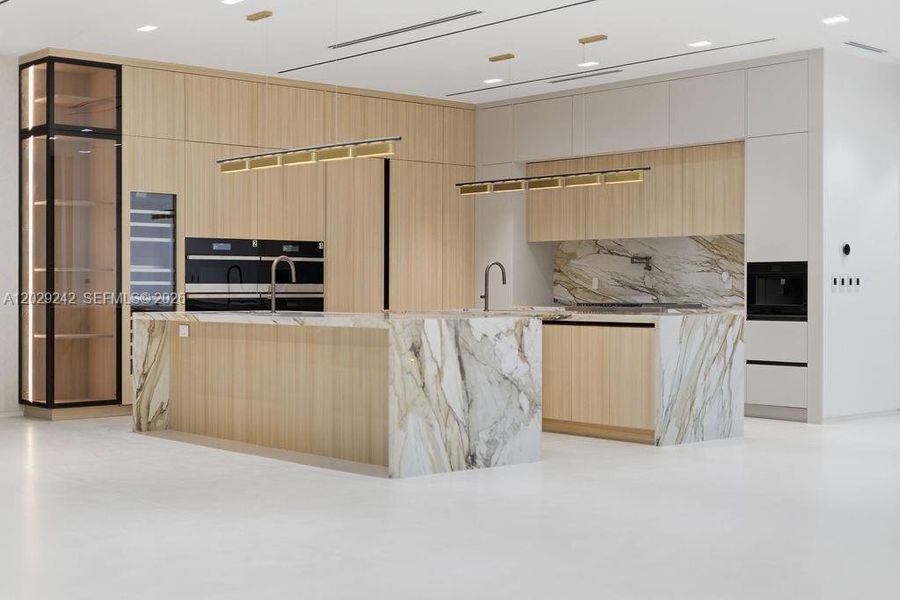 Community amenities in , Fort Lauderdale (Image 74).