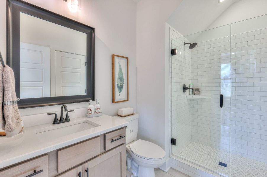 *Furnished model home example. Selections & finishes may vary. *Furnished model home example. Selections & finishes may vary.