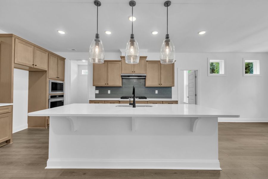 Representative furnished interior of a home built from the The Hampton by RobuckHomes in Kennebec Crossing, Angier (Image 72). Representative furnished interior of a home built from the The Hampton by RobuckHomes in Kennebec Crossing, Angier (Image 72).