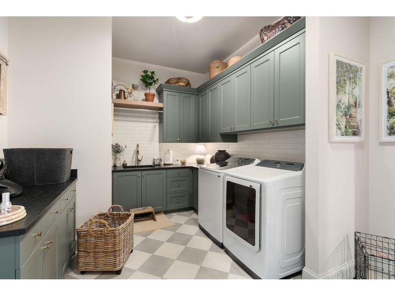 Furnished interior view inside a new home in , Windsor (Image 32).