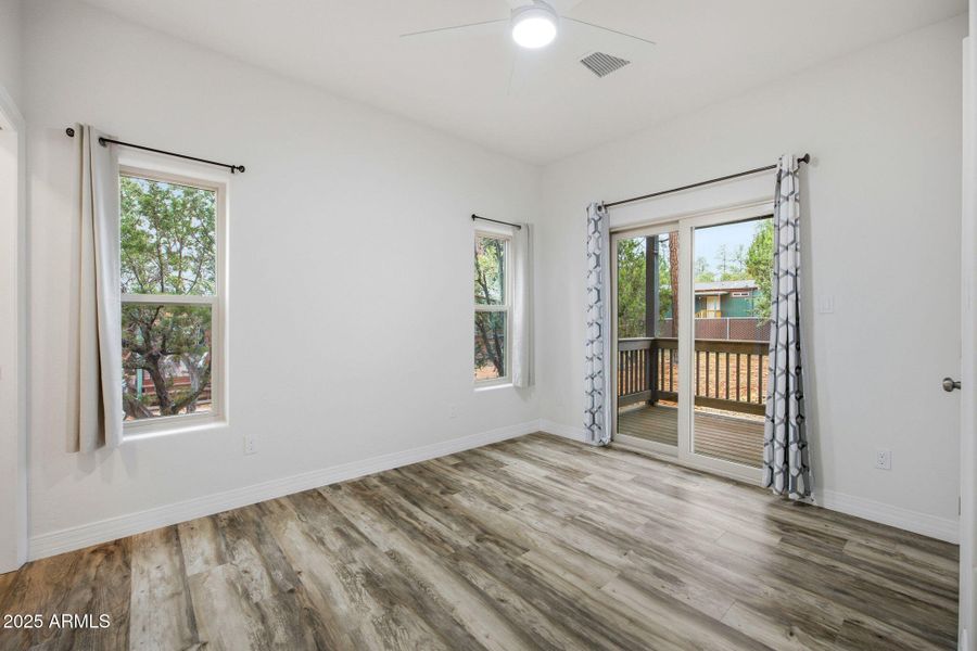 1979ChristmasPineCircle-HeberOvergaard-A