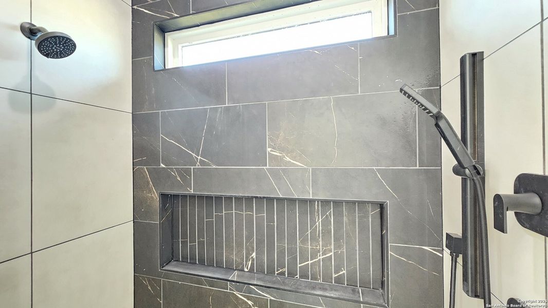 Close-up of interior finishes inside a home in , Atascosa (Image 14). Close-up of interior finishes inside a home in , Atascosa (Image 14).