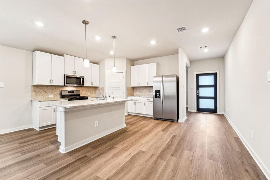 Photo is not of the actual home but is an inspirational photo of builder’s model home and may depict options, furnishings, and/or decorator features that are not included. Photo is not of the actual home but is an inspirational photo of builder’s model home and may depict options, furnishings, and/or decorator features that are not included.