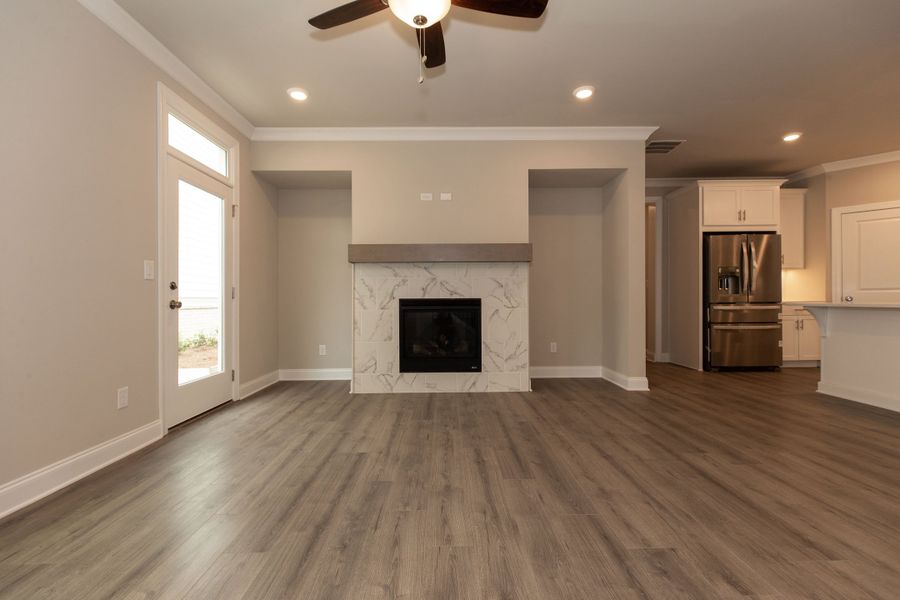 Representative unfurnished interior of a home built from the The Charleston by The Providence Group in Aberdeen, Hoschton (Image 32).