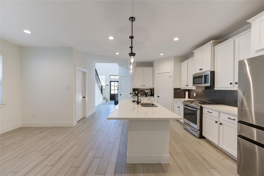 Furnished interior view inside a new home in Harper’s Preserve, Conroe (Image 18).