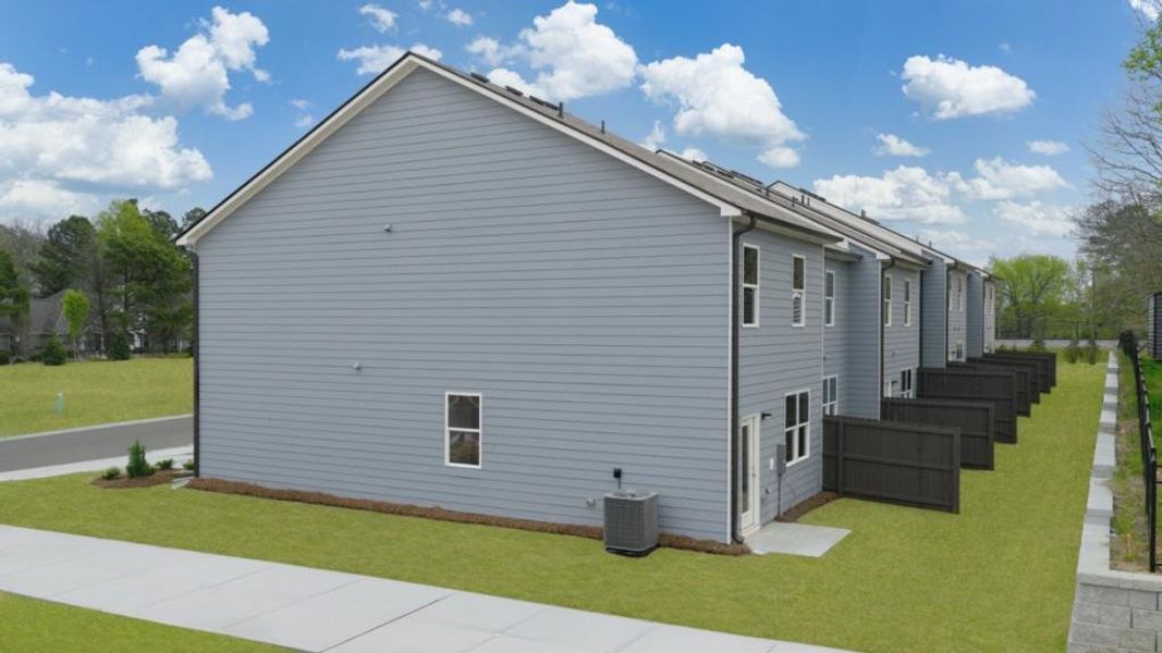 Image 27 of a home in Roseleigh Park.