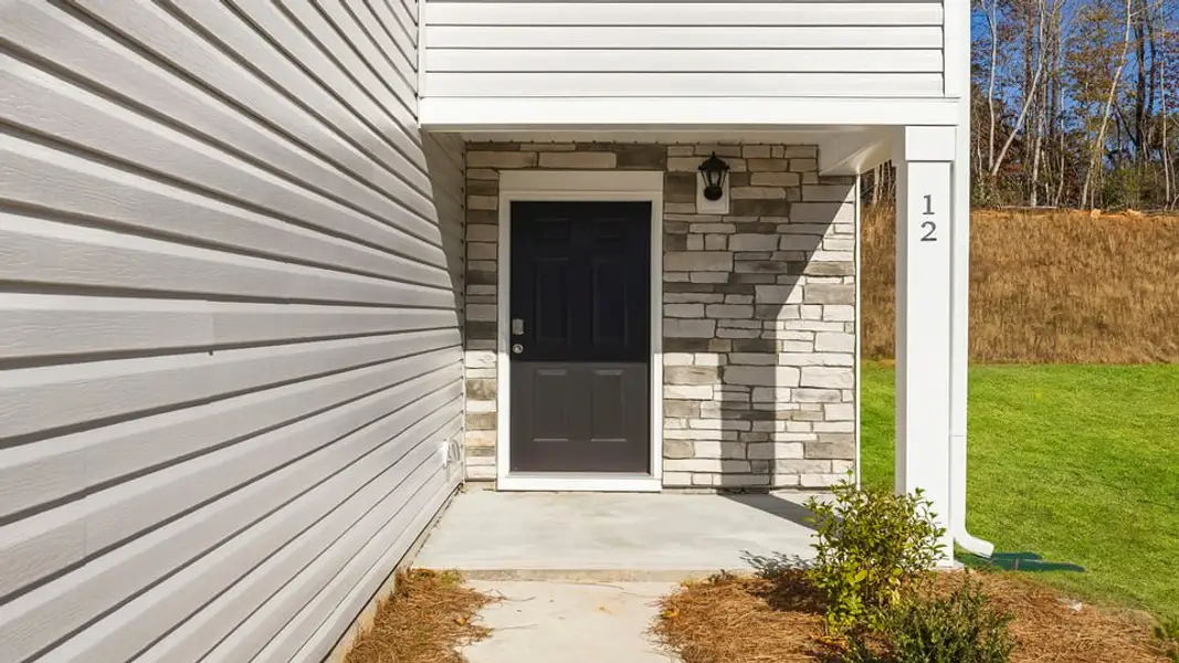Exterior details and patio area of a home in Cloverdale Hills, Piedmont (Image 3).
