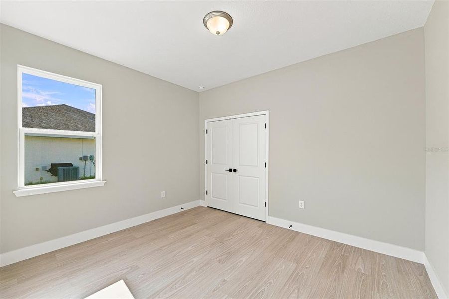 Spacious, unfurnished interior of a new home in , Ocala (Image 21).