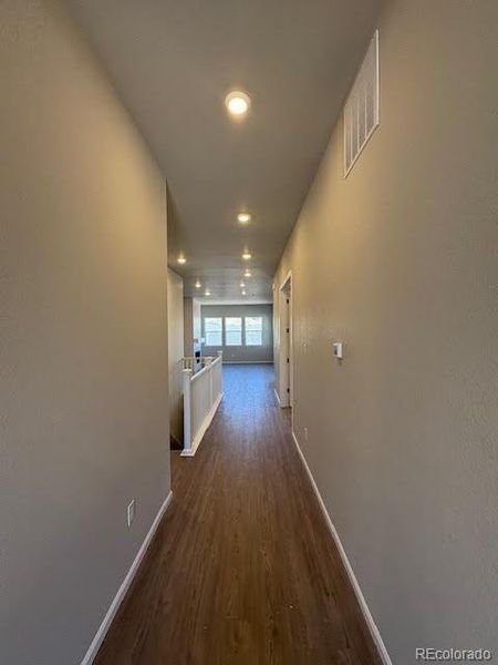 Spacious, unfurnished interior of a new home in , Golden (Image 9).