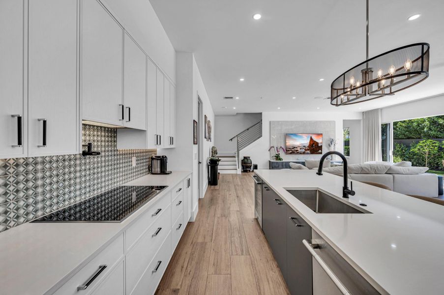 618 NE 15th AVE-37