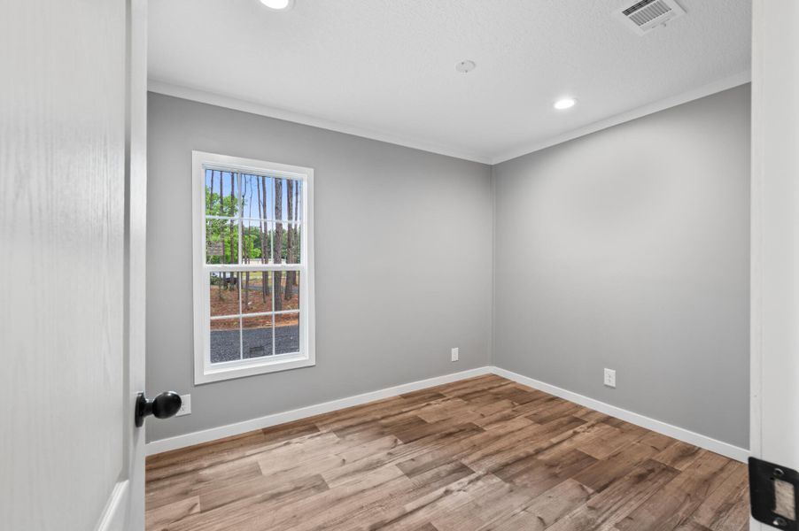Spacious, unfurnished interior of a new home in , Eutawville (Image 18).