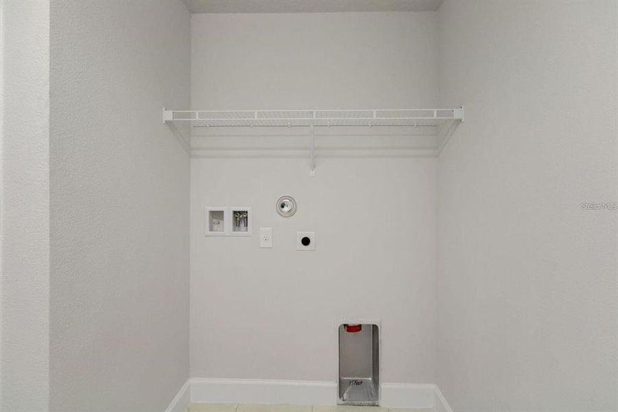 Spacious, unfurnished interior of a new home in Ocala Crossings South, Ocala (Image 13).