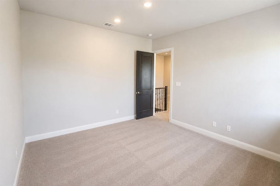 Spacious, unfurnished interior of a new home in Parkland, Fort Worth (Image 21). Spacious, unfurnished interior of a new home in Parkland, Fort Worth (Image 21).