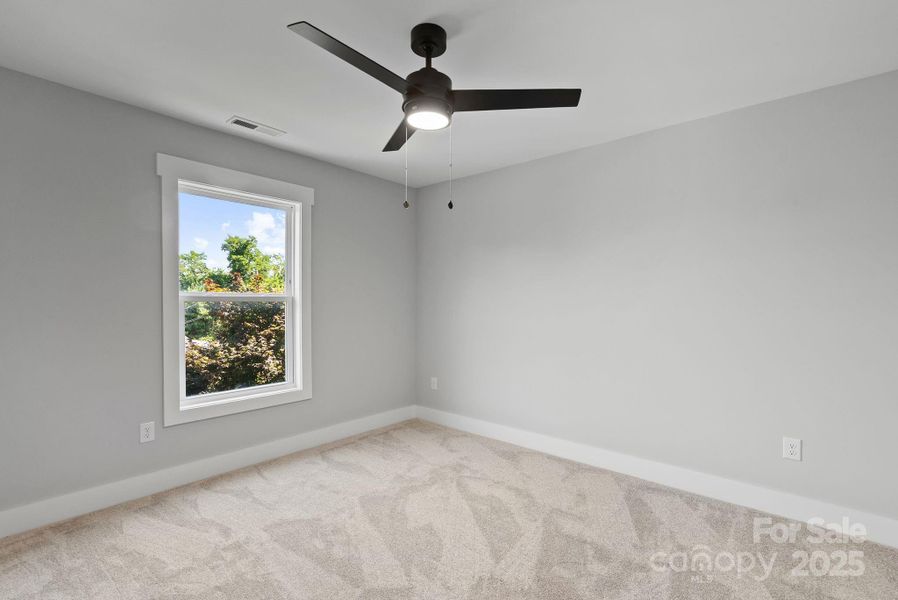 Spacious, unfurnished interior of a new home in , Asheville (Image 20).