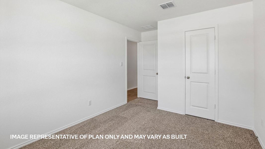Representative unfurnished interior of a home built from the The Dalton by D.R. Horton in Valverde, Bastrop (Image 31).