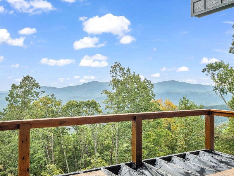 Image 44 of a home in .