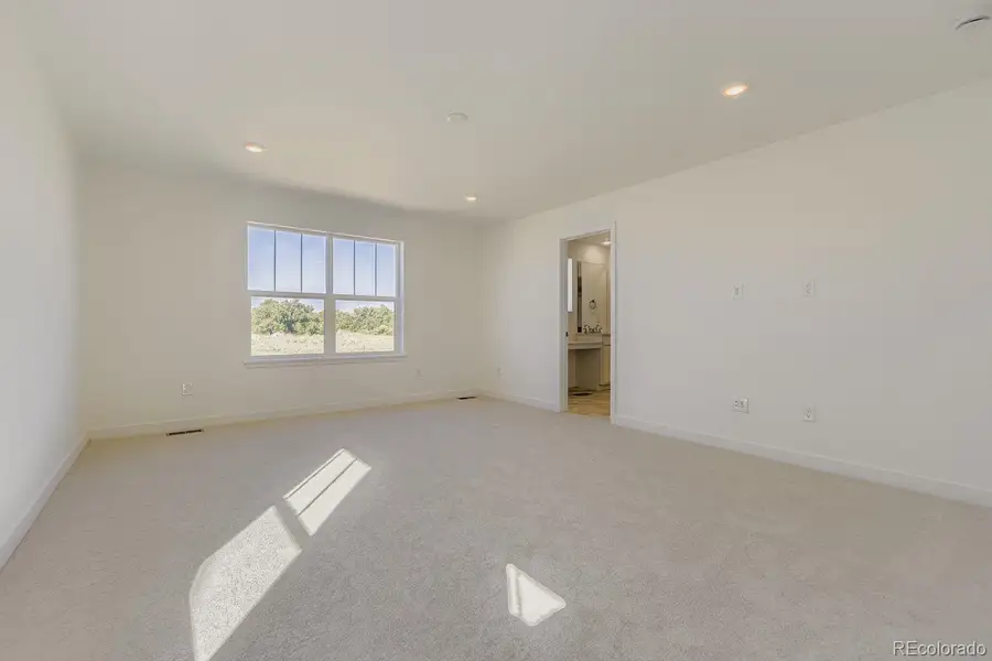 Spacious, unfurnished interior of a new home in Vermilion Creek: The Pioneer Collection, Centennial (Image 7).