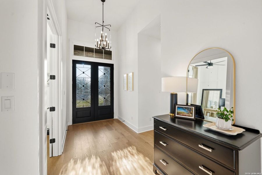Furnished interior view inside a new home in La Cima, San Marcos (Image 17).