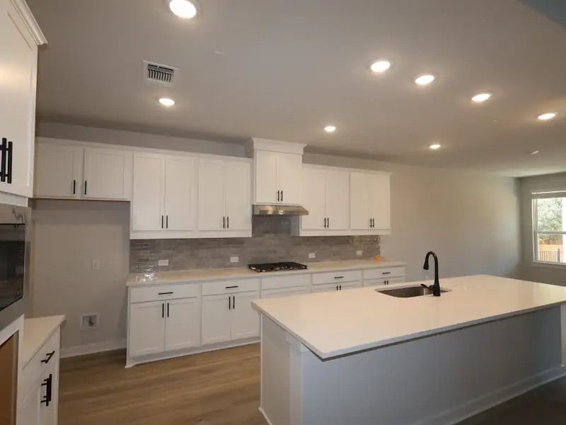Furnished interior view inside a new home in Edgewood, Leander (Image 9).