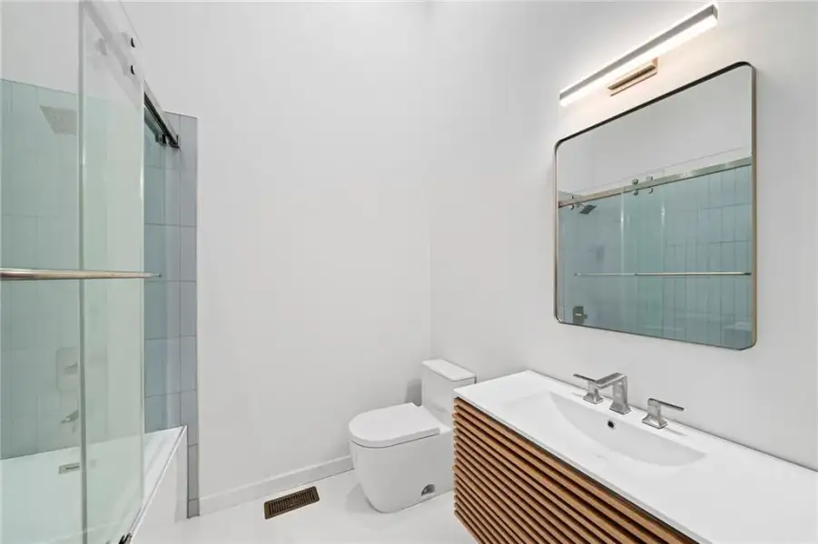 Furnished interior view inside a new home in , Ball Ground (Image 35). Furnished interior view inside a new home in , Ball Ground (Image 35).