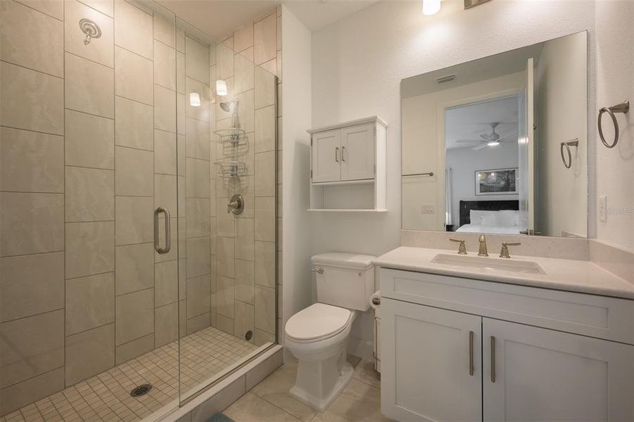 Furnished interior view inside a new home in , Sarasota (Image 50).