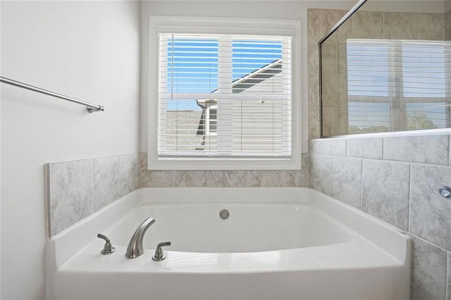 Close-up of interior finishes inside a home in Calgary Downs, Winder (Image 25).