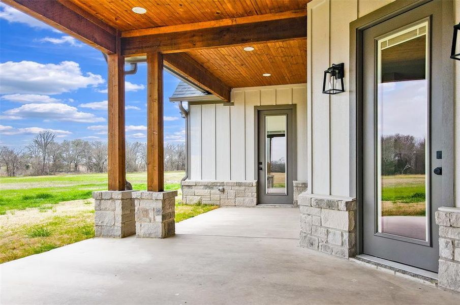 Exterior details and patio area of a home in , Wills Point (Image 29).