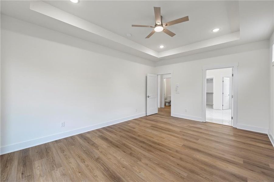 Spacious, unfurnished interior of a new home in , Gainesville (Image 37).
