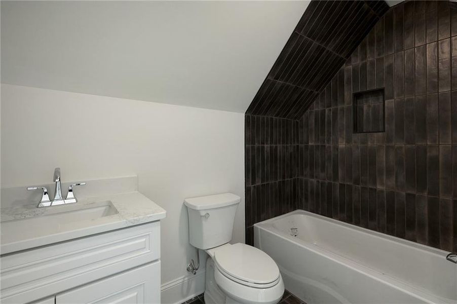 Furnished interior view inside a new home in , Calhoun (Image 12).