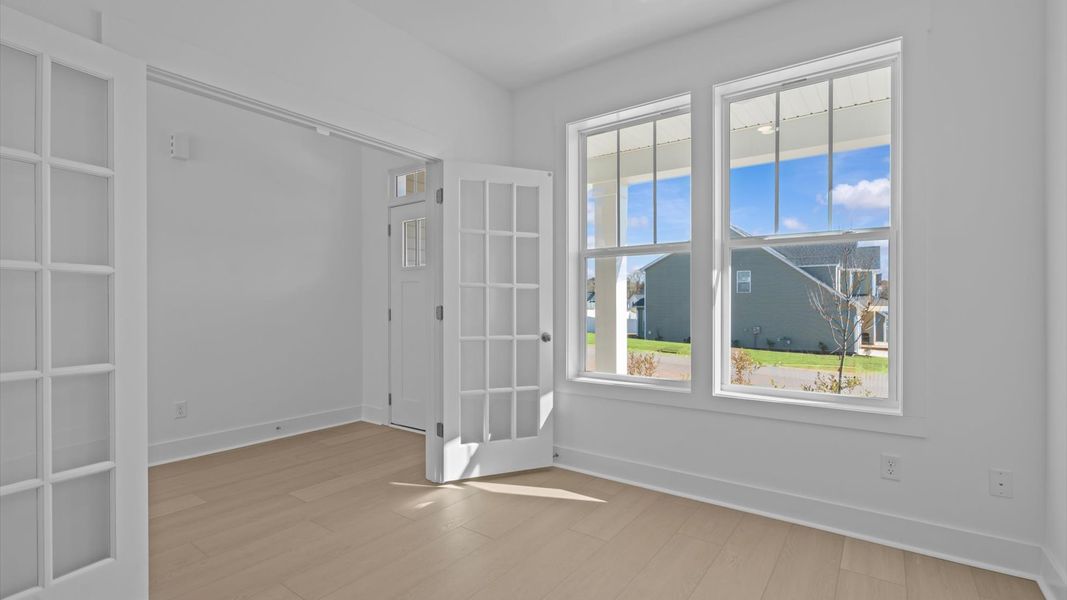 Furnished interior view inside a new home in Fox Hollow, Spartanburg (Image 6).